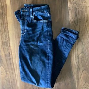 American Eagle size 6 jeans